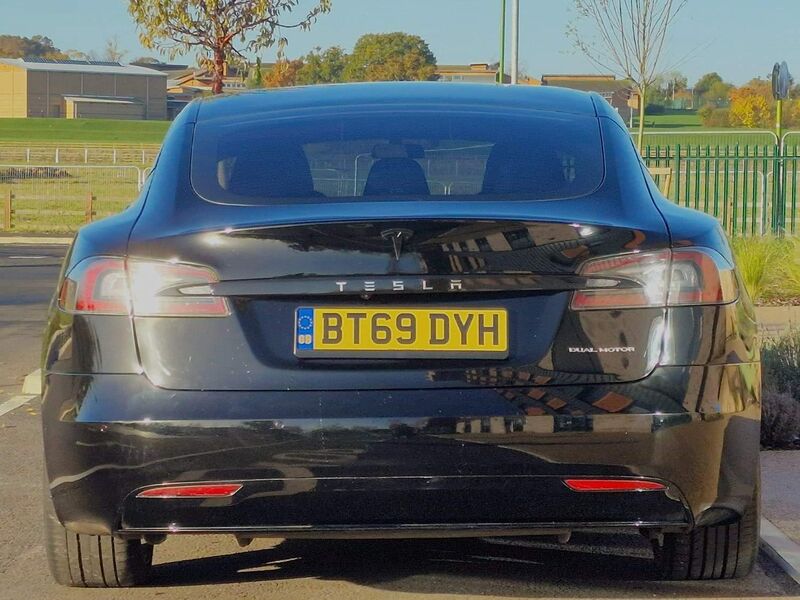 TESLA MODEL S