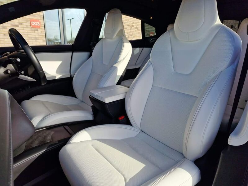 TESLA MODEL S