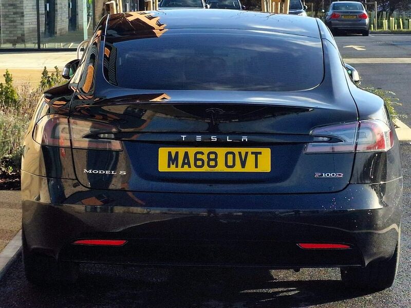 TESLA MODEL S