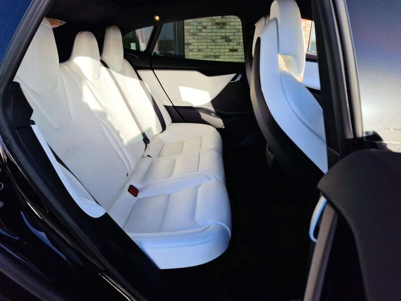 TESLA MODEL S