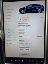 TESLA MODEL X