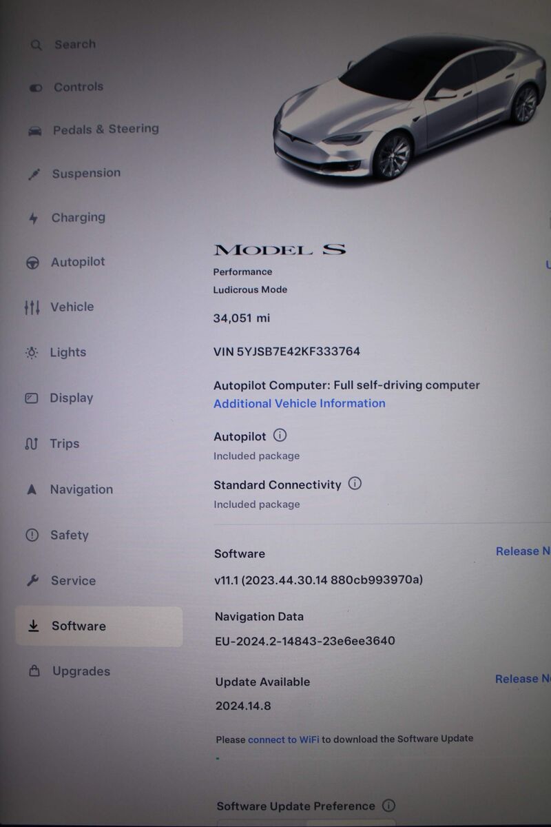 TESLA MODEL S