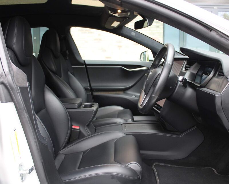 TESLA MODEL S