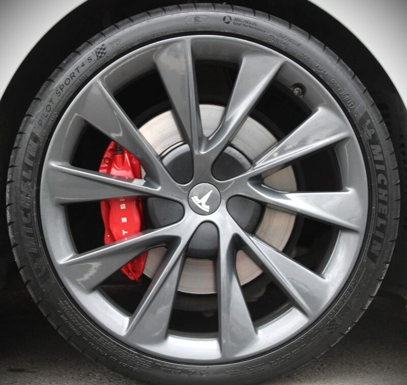 TESLA MODEL S