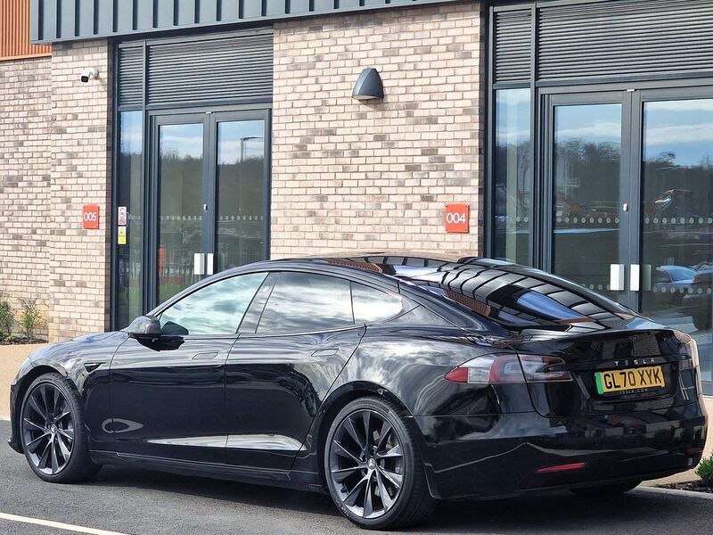 TESLA MODEL S