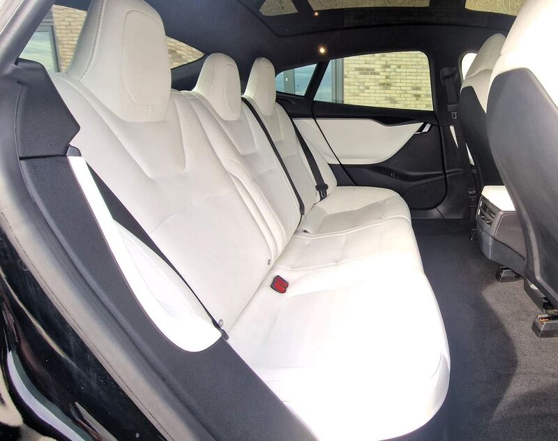 TESLA MODEL S