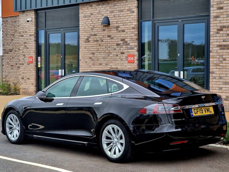 TESLA MODEL S