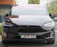 TESLA MODEL X