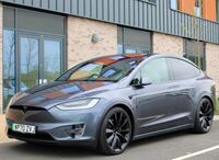 TESLA MODEL X