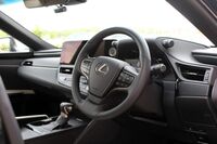 LEXUS ES 300H
