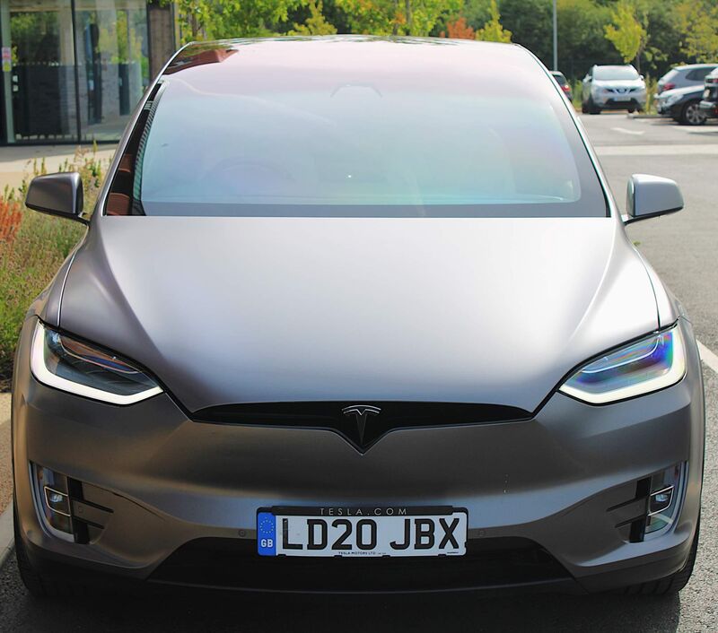 TESLA MODEL X