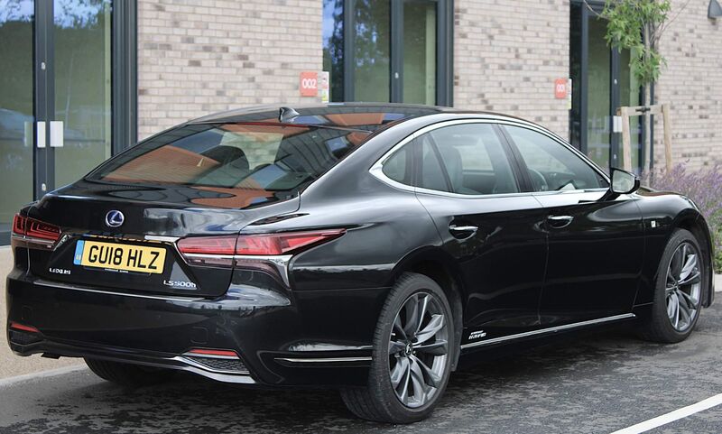 LEXUS LS