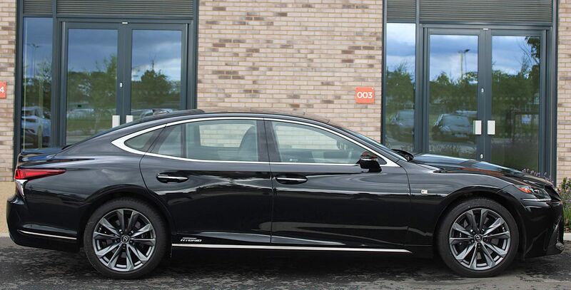 LEXUS LS