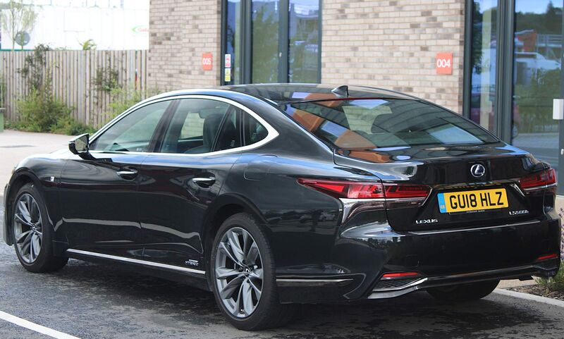 LEXUS LS