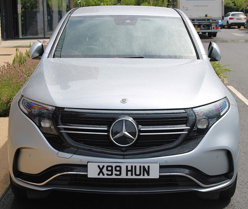 MERCEDES-BENZ EQC