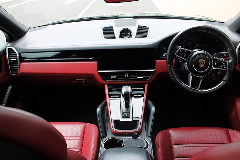 PORSCHE CAYENNE