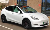 TESLA MODEL Y