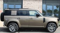 LAND ROVER DEFENDER 110