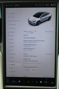 TESLA MODEL X