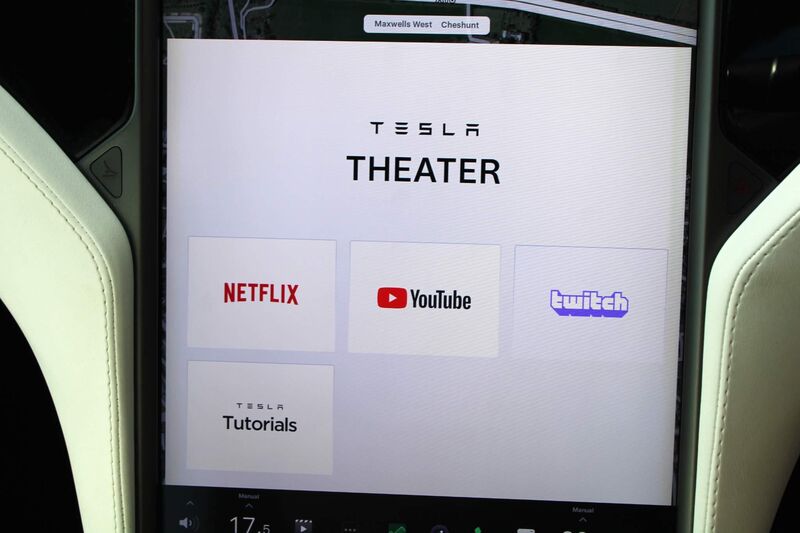 TESLA MODEL X