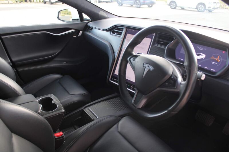 TESLA MODEL S