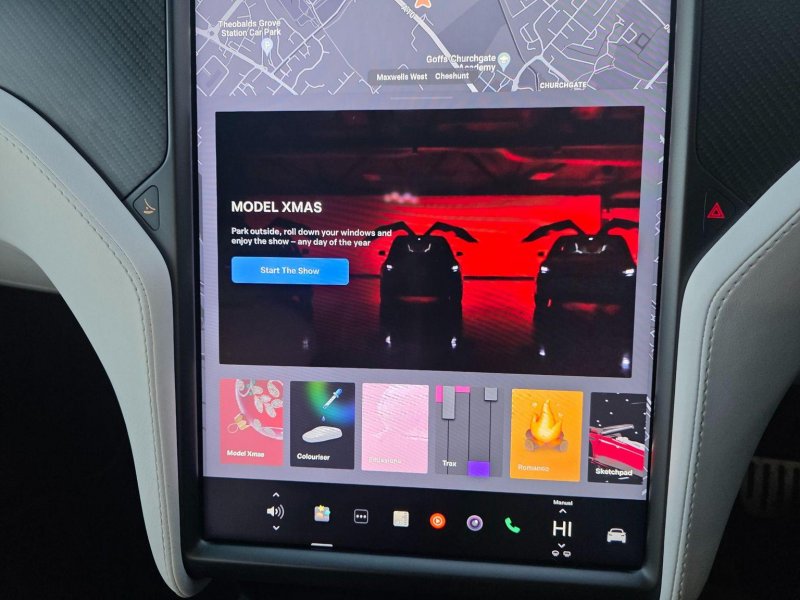TESLA MODEL X