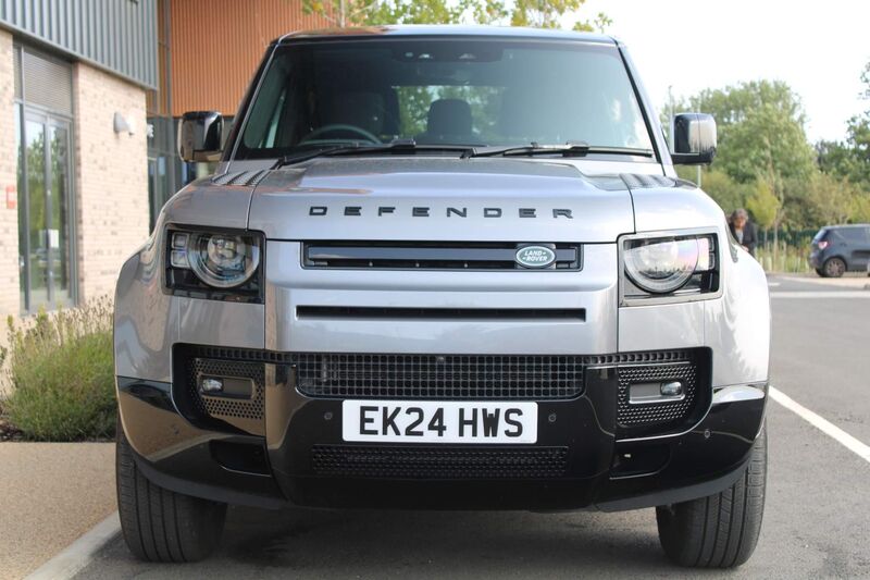 LAND ROVER DEFENDER 90