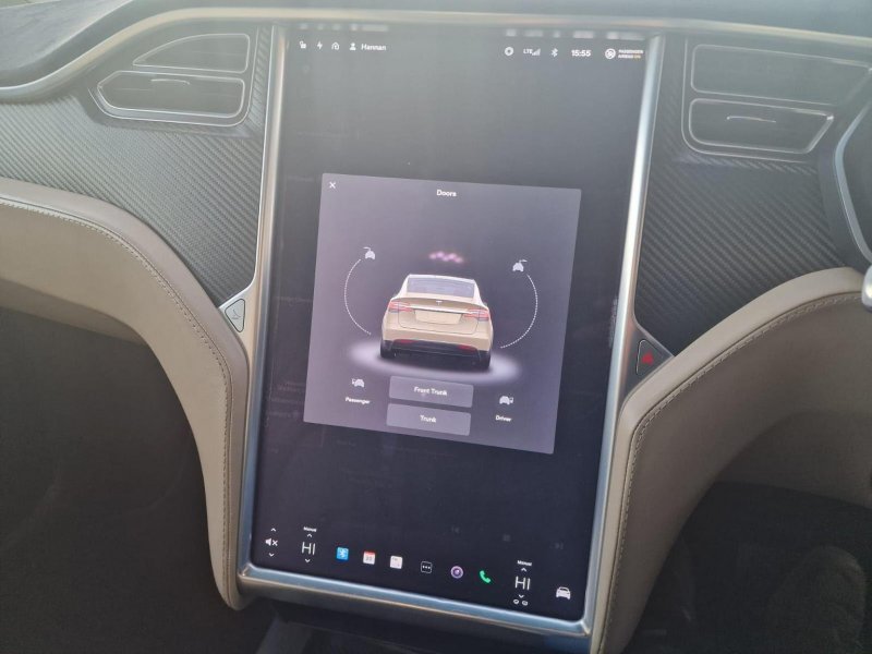 TESLA MODEL X