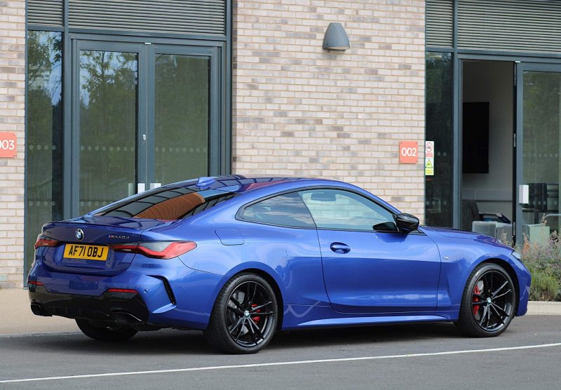BMW 4 SERIES