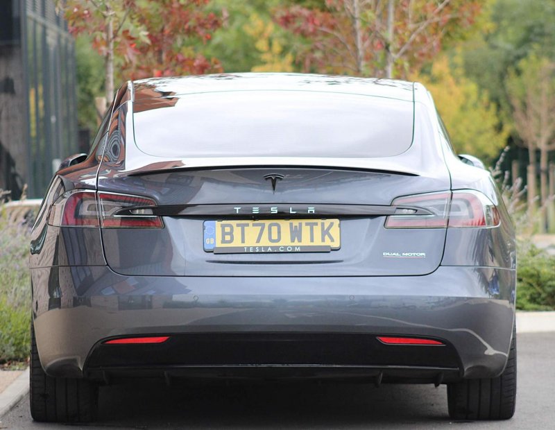 TESLA MODEL S