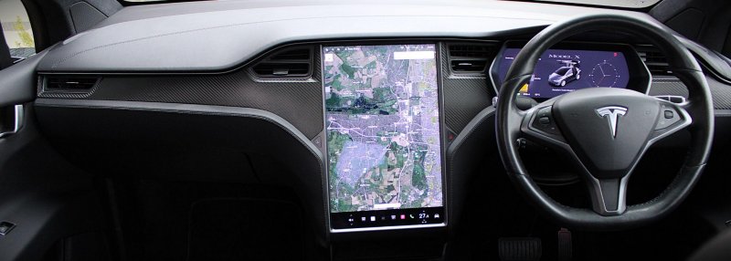 TESLA MODEL X