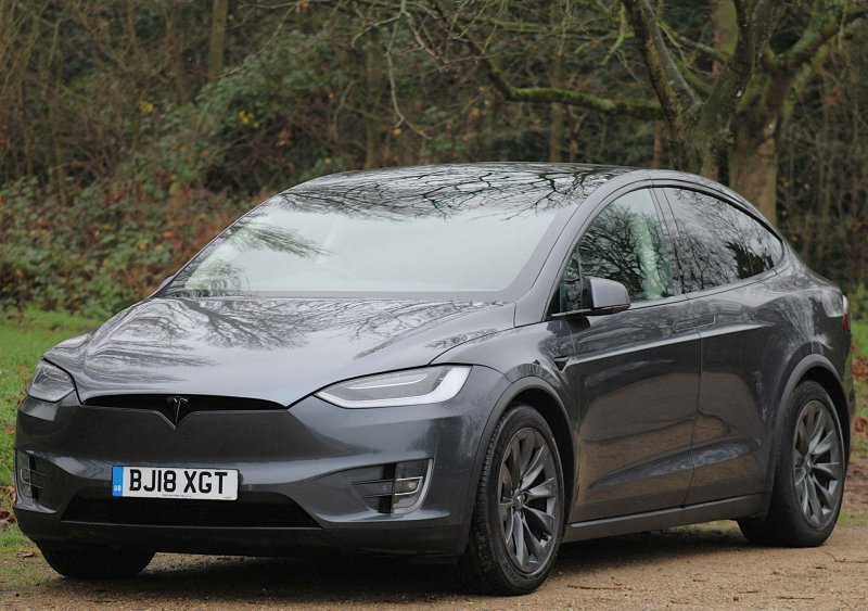 TESLA MODEL X