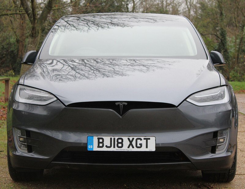 TESLA MODEL X