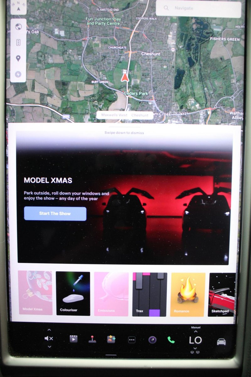 TESLA MODEL X