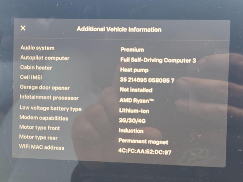 TESLA MODEL Y
