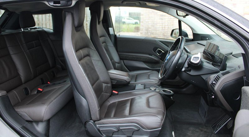 BMW I3