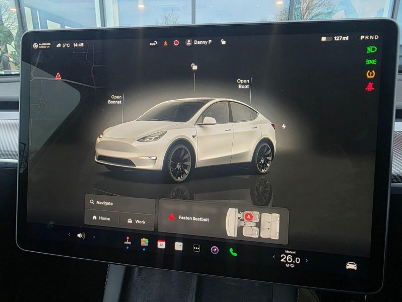 TESLA MODEL Y