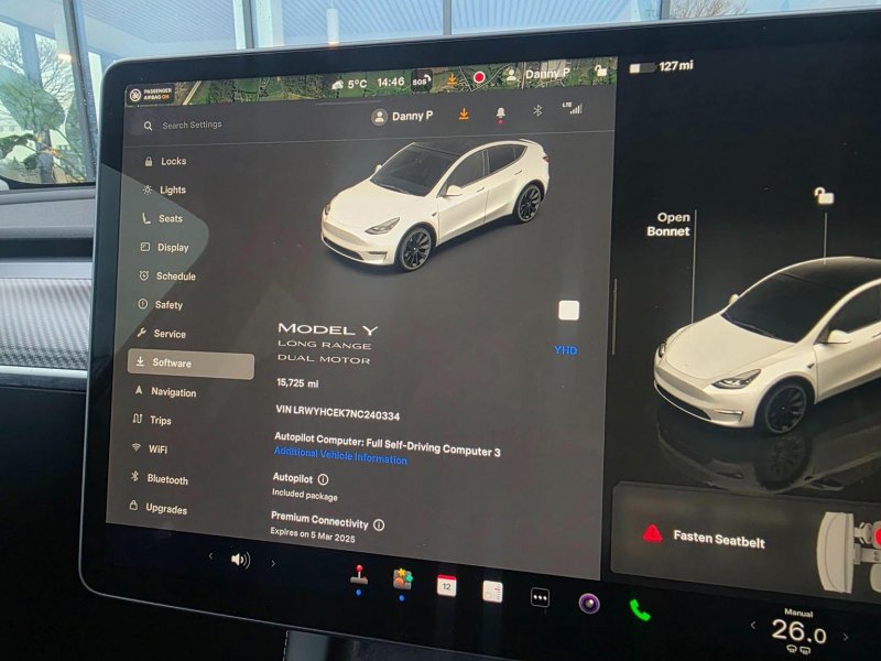 TESLA MODEL Y
