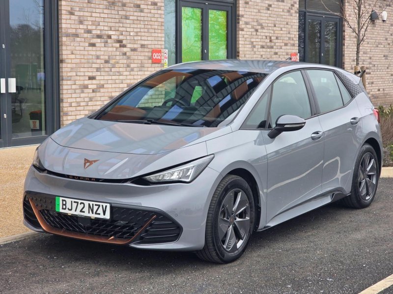 CUPRA BORN