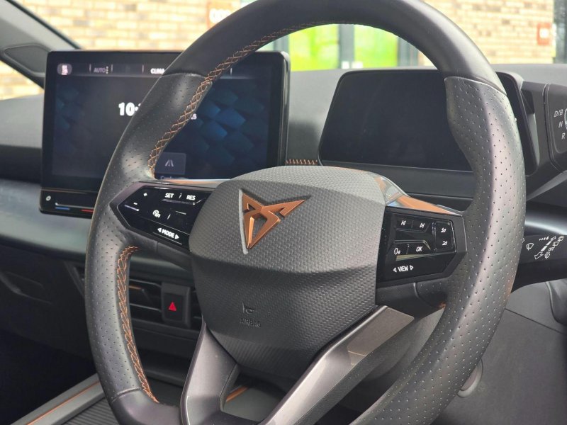 CUPRA BORN