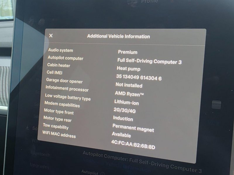 TESLA MODEL Y