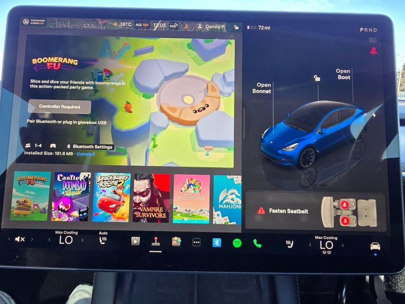 TESLA MODEL Y