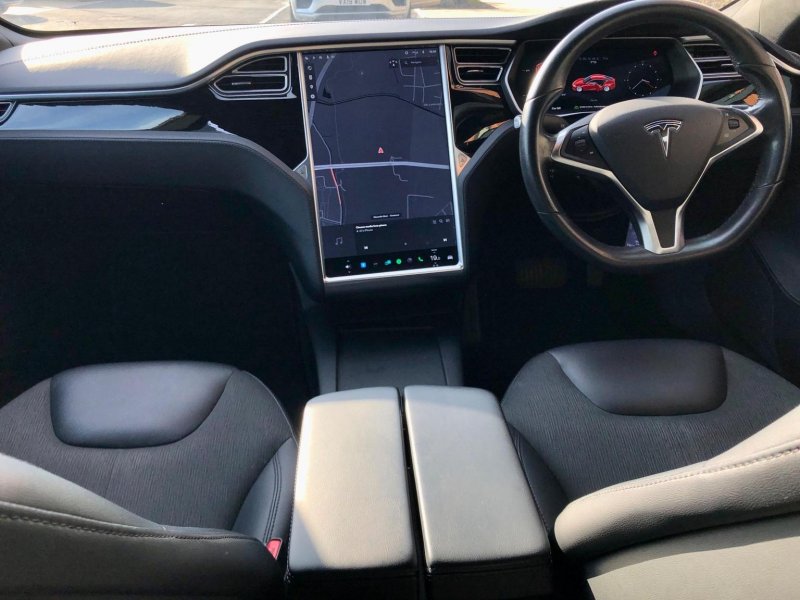 TESLA MODEL S