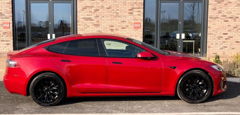 TESLA MODEL S