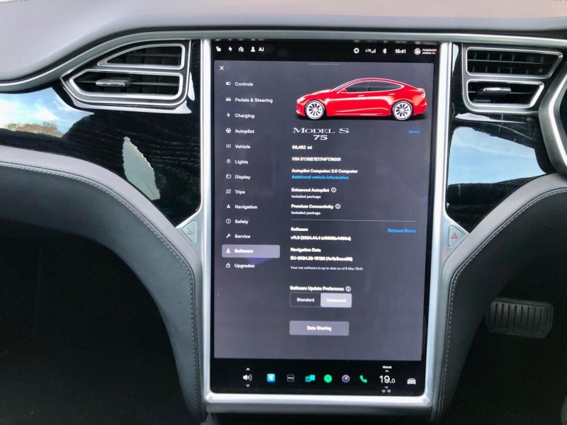 TESLA MODEL S