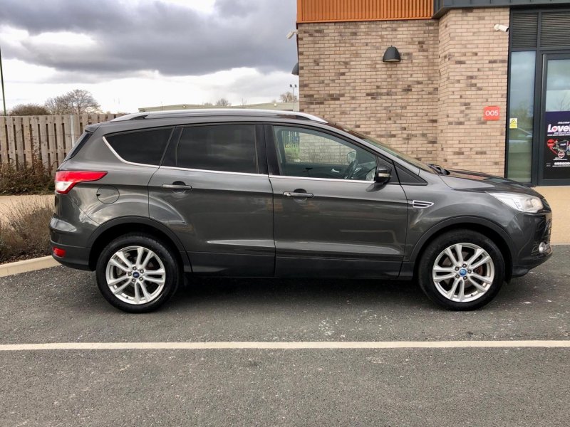 FORD KUGA