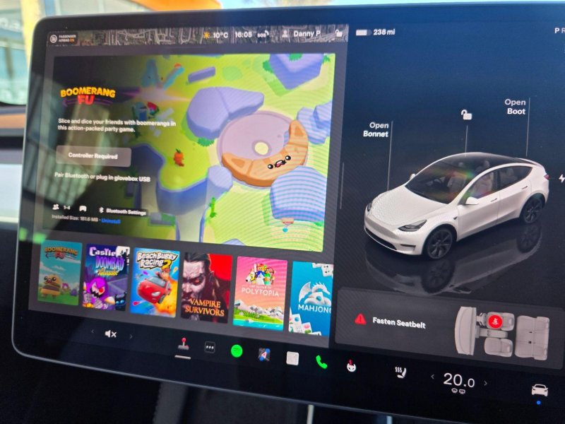 TESLA MODEL Y