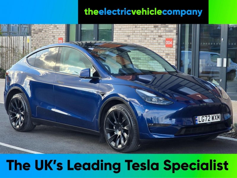 TESLA MODEL Y