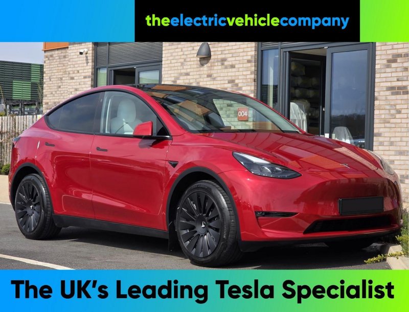 TESLA MODEL Y