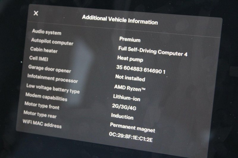 TESLA MODEL Y